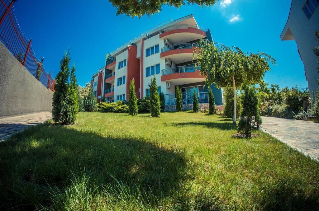 Gt Green Fort Beach Apartments Słoneczny Brzeg Zewnętrze zdjęcie