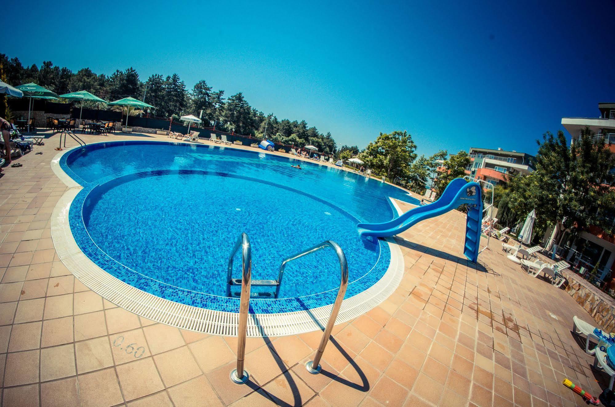 Gt Green Fort Beach Apartments Słoneczny Brzeg Zewnętrze zdjęcie