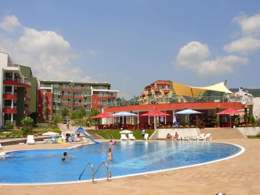 Gt Green Fort Beach Apartments Słoneczny Brzeg Zewnętrze zdjęcie