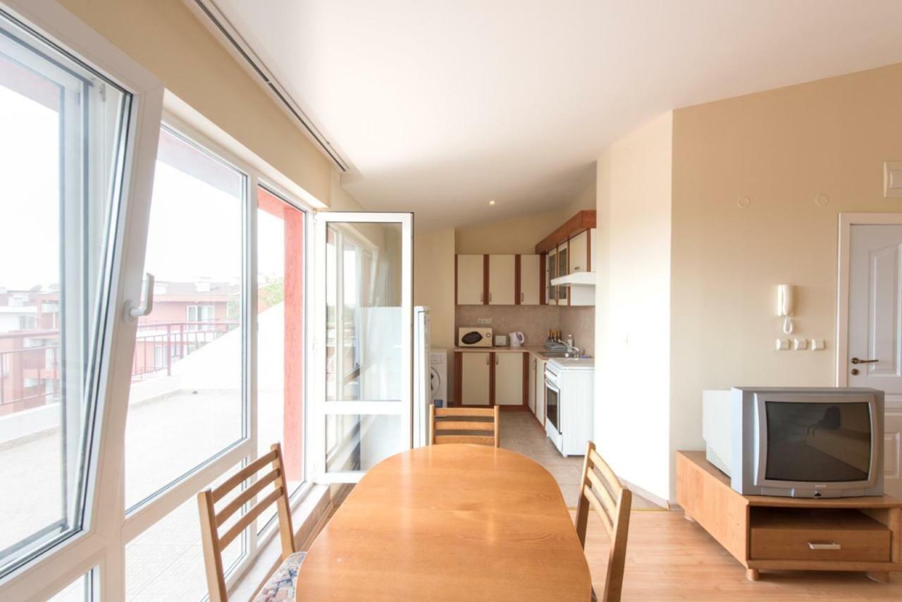 Gt Green Fort Beach Apartments Słoneczny Brzeg Zewnętrze zdjęcie