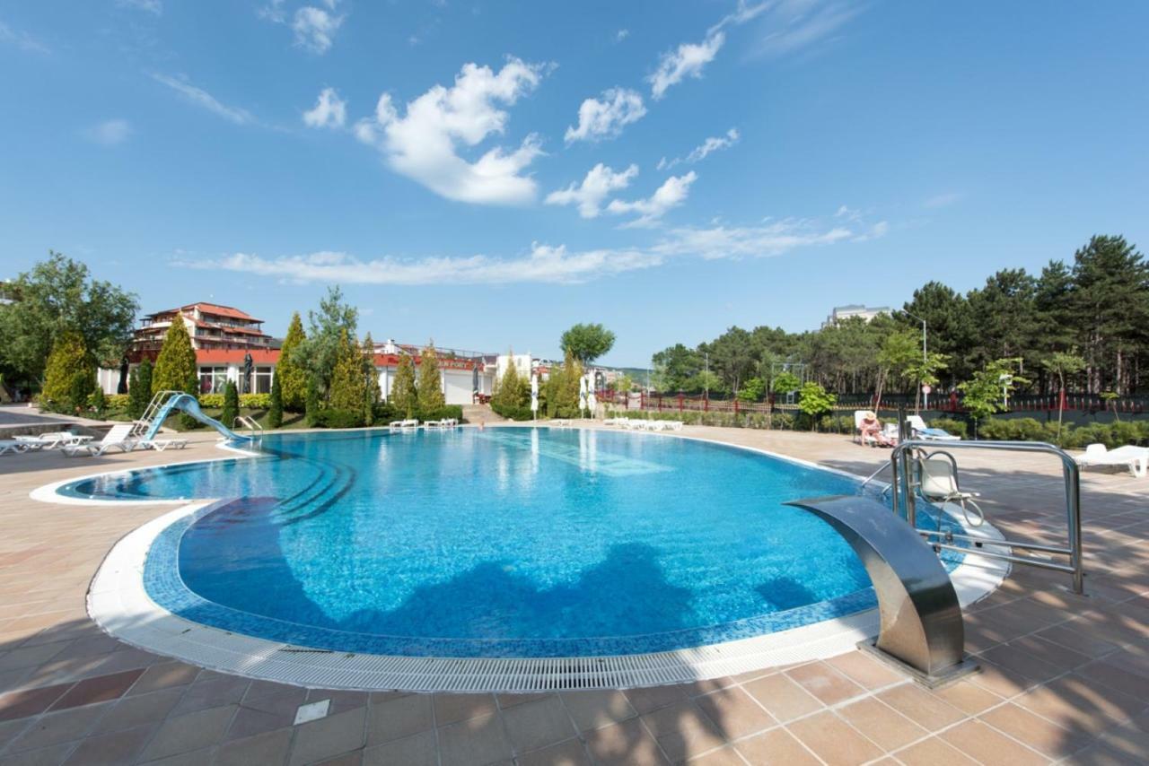 Gt Green Fort Beach Apartments Słoneczny Brzeg Zewnętrze zdjęcie
